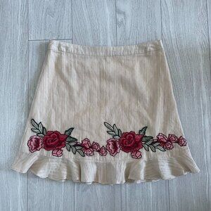 Vintage Y2K 2000s Rose Embroidered Ruffle Hem Skirt